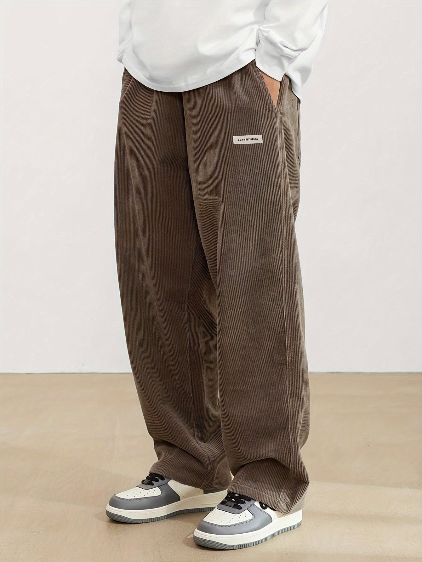 Adrian – Męskie spodnie sztruksowe w stylu casual