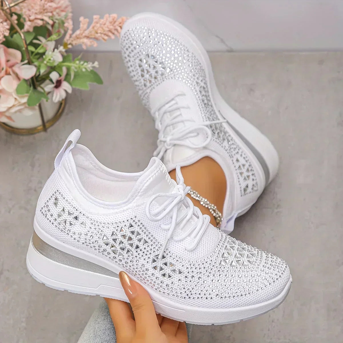 Ariana - Sneakersy damskie zdobione kryształkami