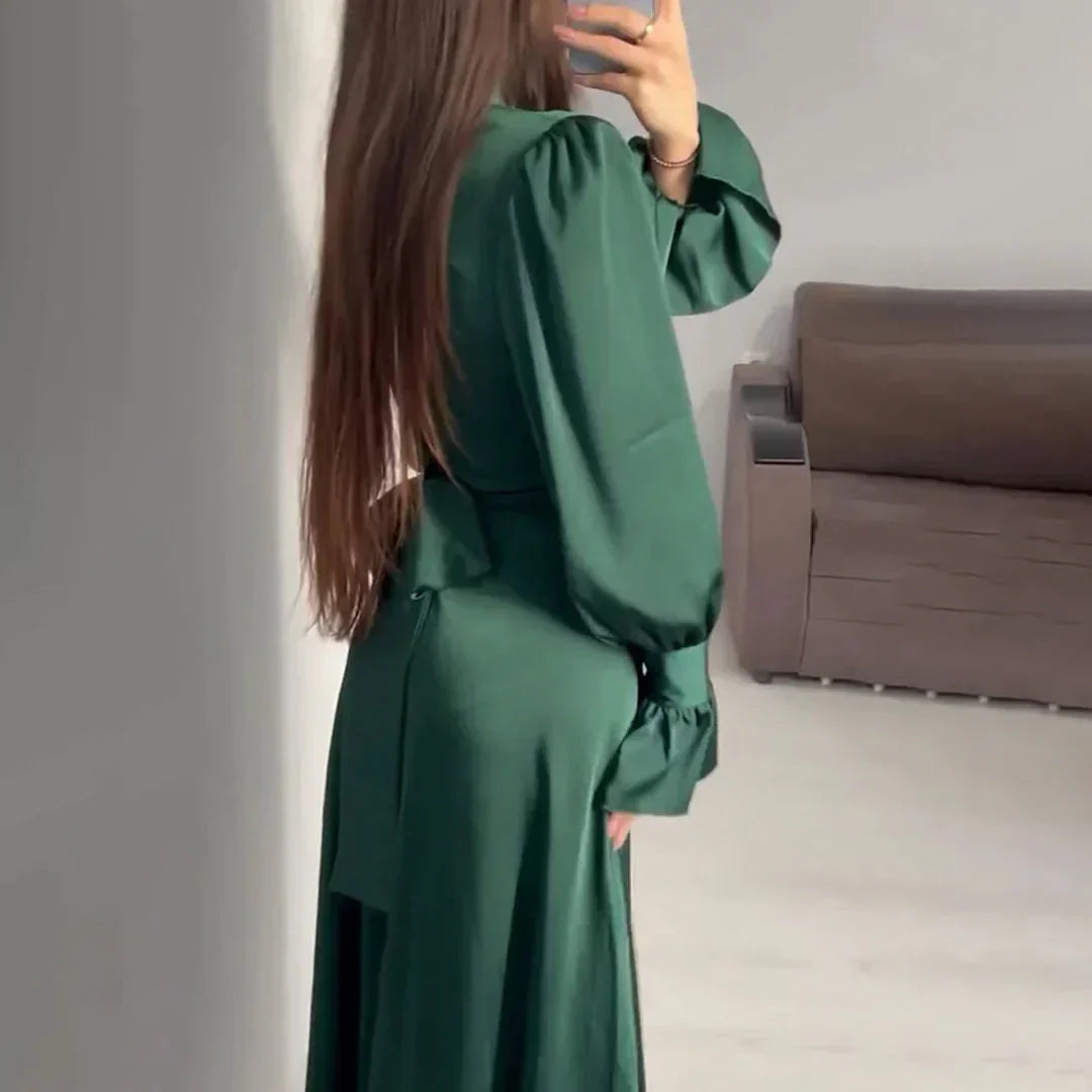 Stuttgart | Elegantes und Schickes Kleid mit Taillenband