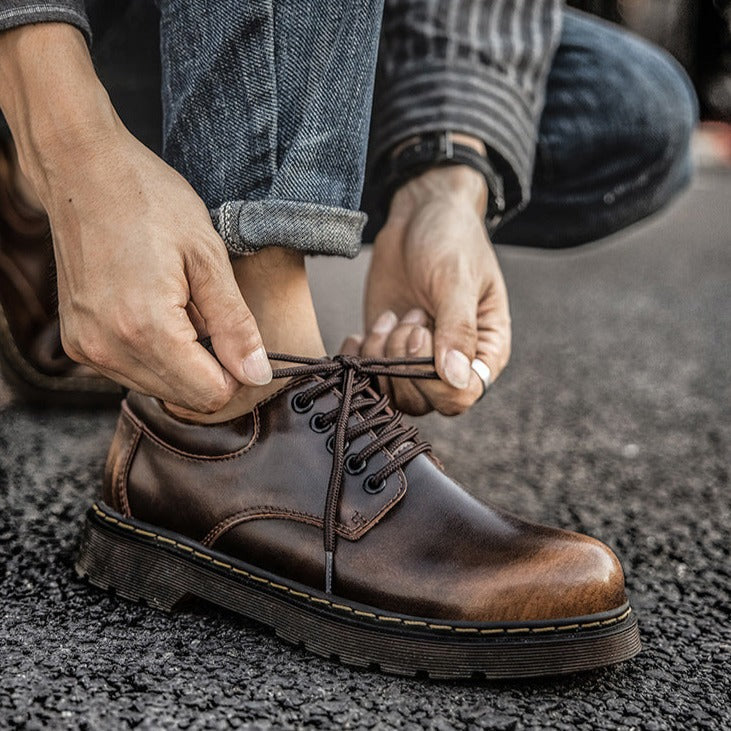Leon - Buty męskie czarne skórzane wiązane