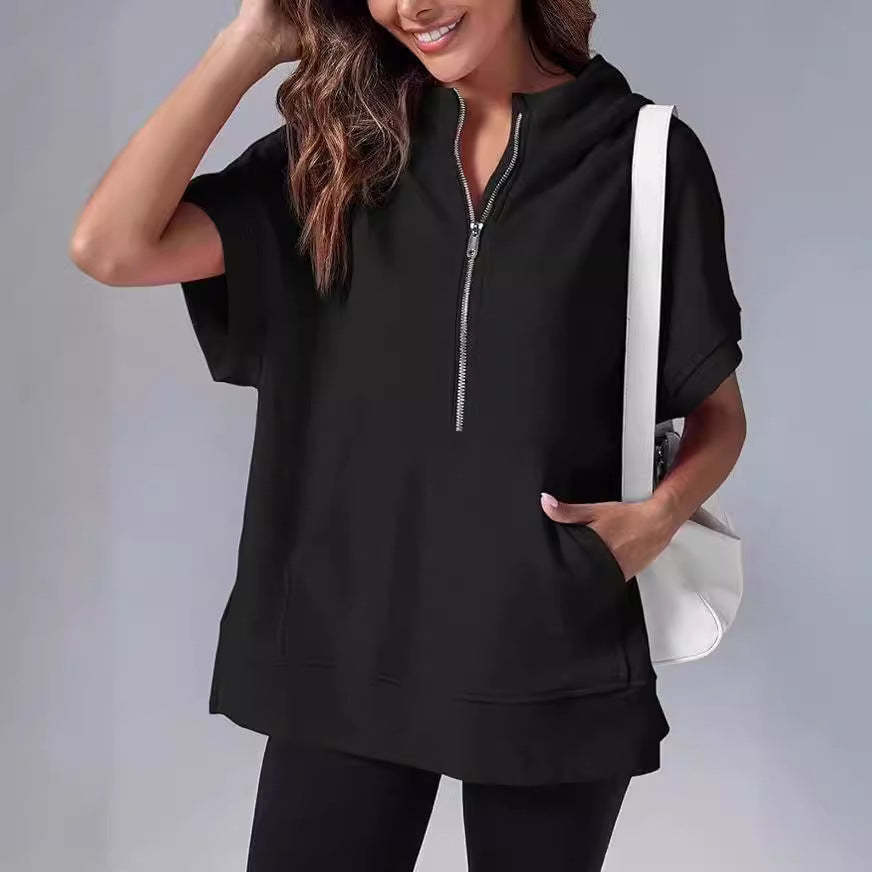 Aura – Damska bluza oversize z krótkim rękawem i kapturem