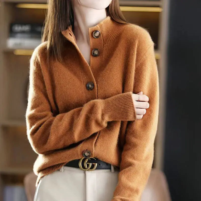Isabella - Damski sweter czarny zapinany z kołnierzykiem
