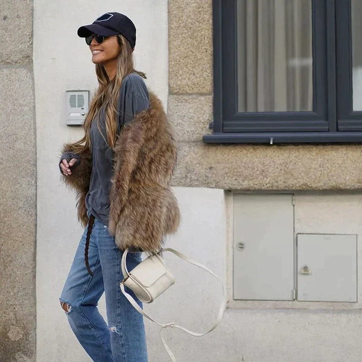 Karolina - Kurtka damska futrzana sztuczne futro oversize
