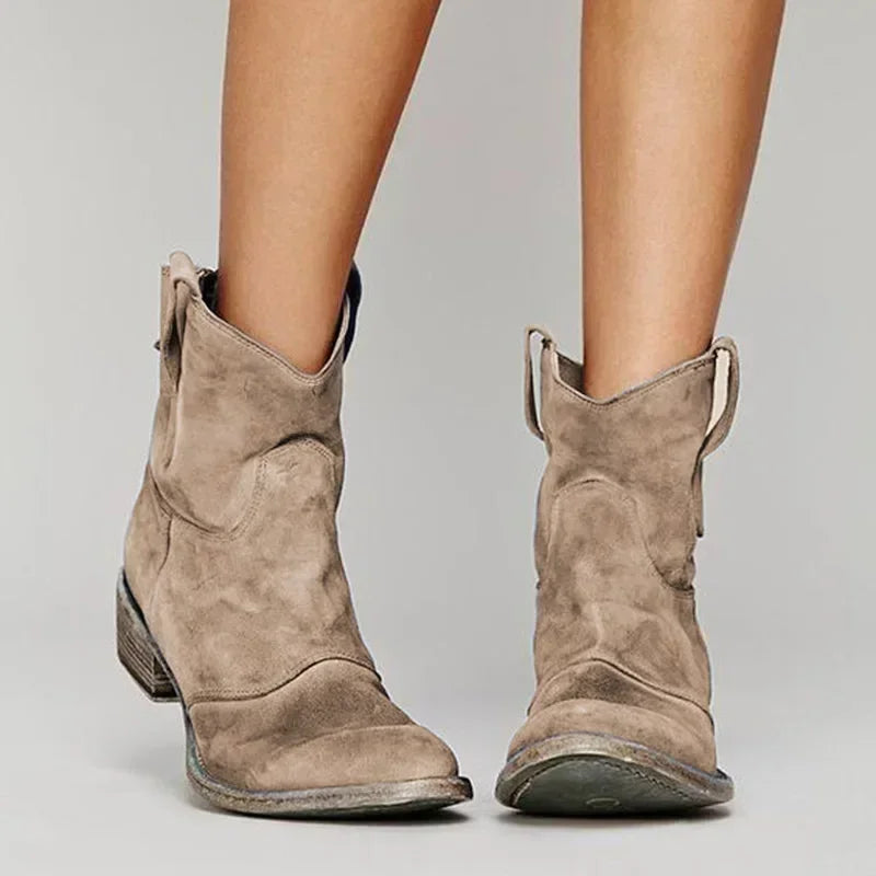 Damskie kowbojki zamszowe w stylu western