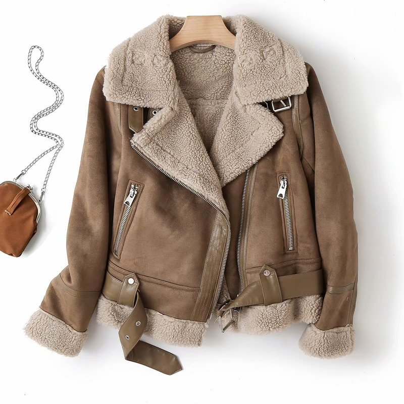 Offene ansicht einer walnuss braun edge lederjacke
