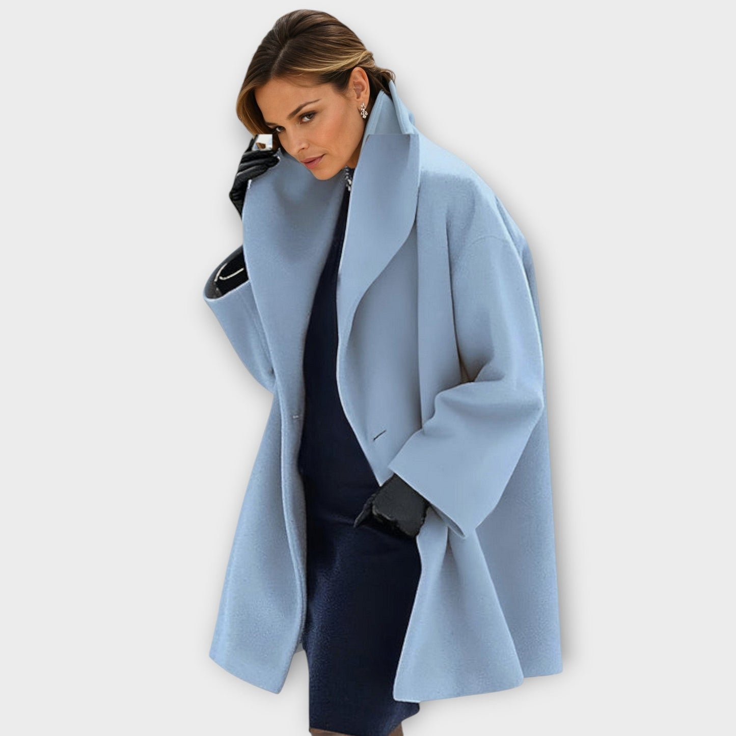 Camila - Płaszcz damski biały oversize z szerokim kołnierzem