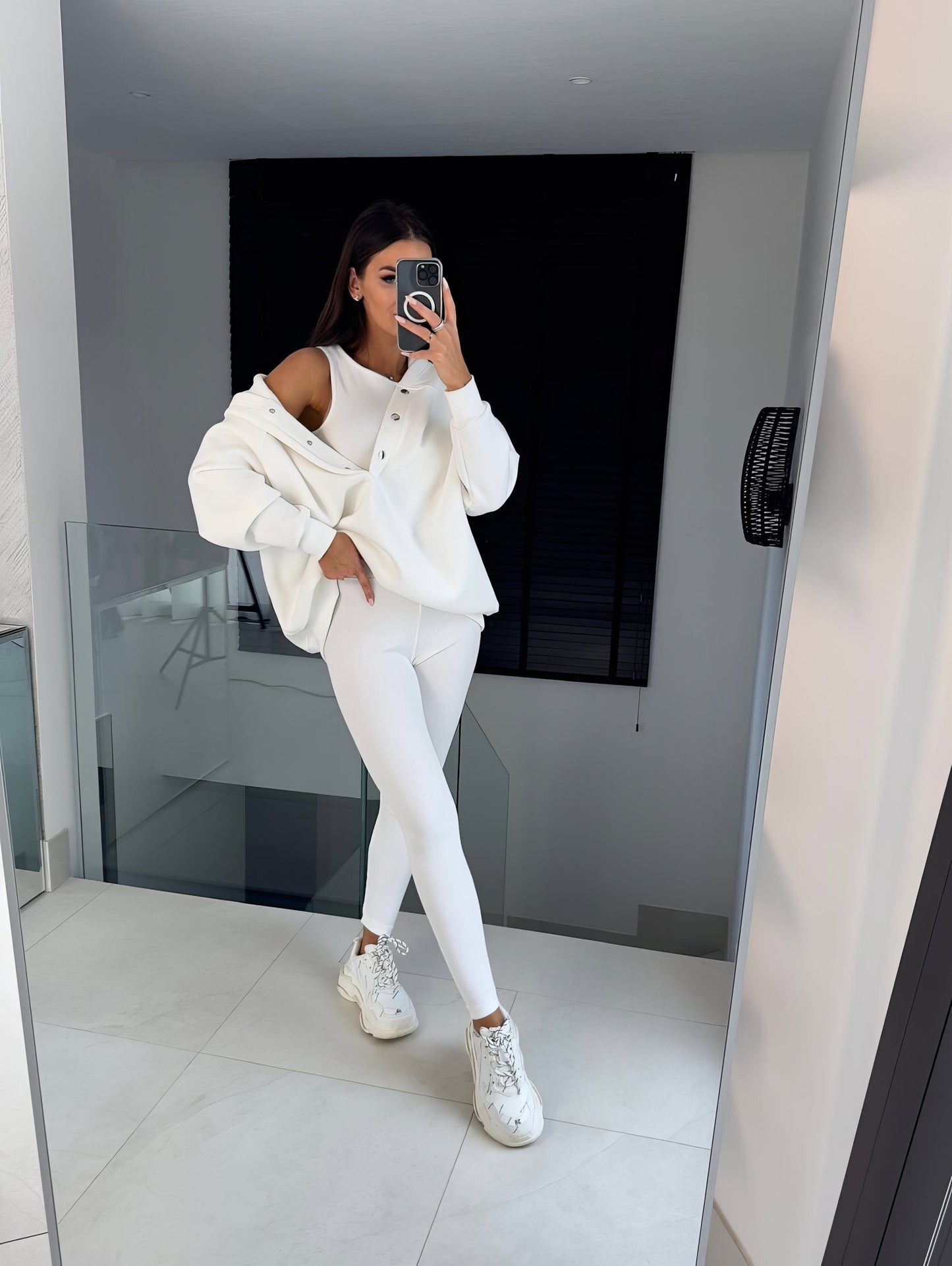 Lena – Stylowy Dres Damski z Bluzy i Legginsów