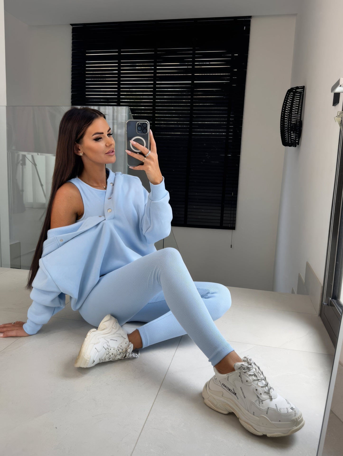 Lena – Stylowy Dres Damski z Bluzy i Legginsów