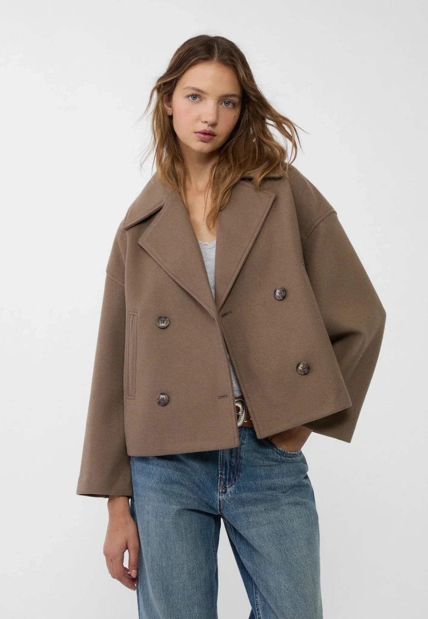 Zofia – Krótki Wełniany Płaszcz Damski Oversize