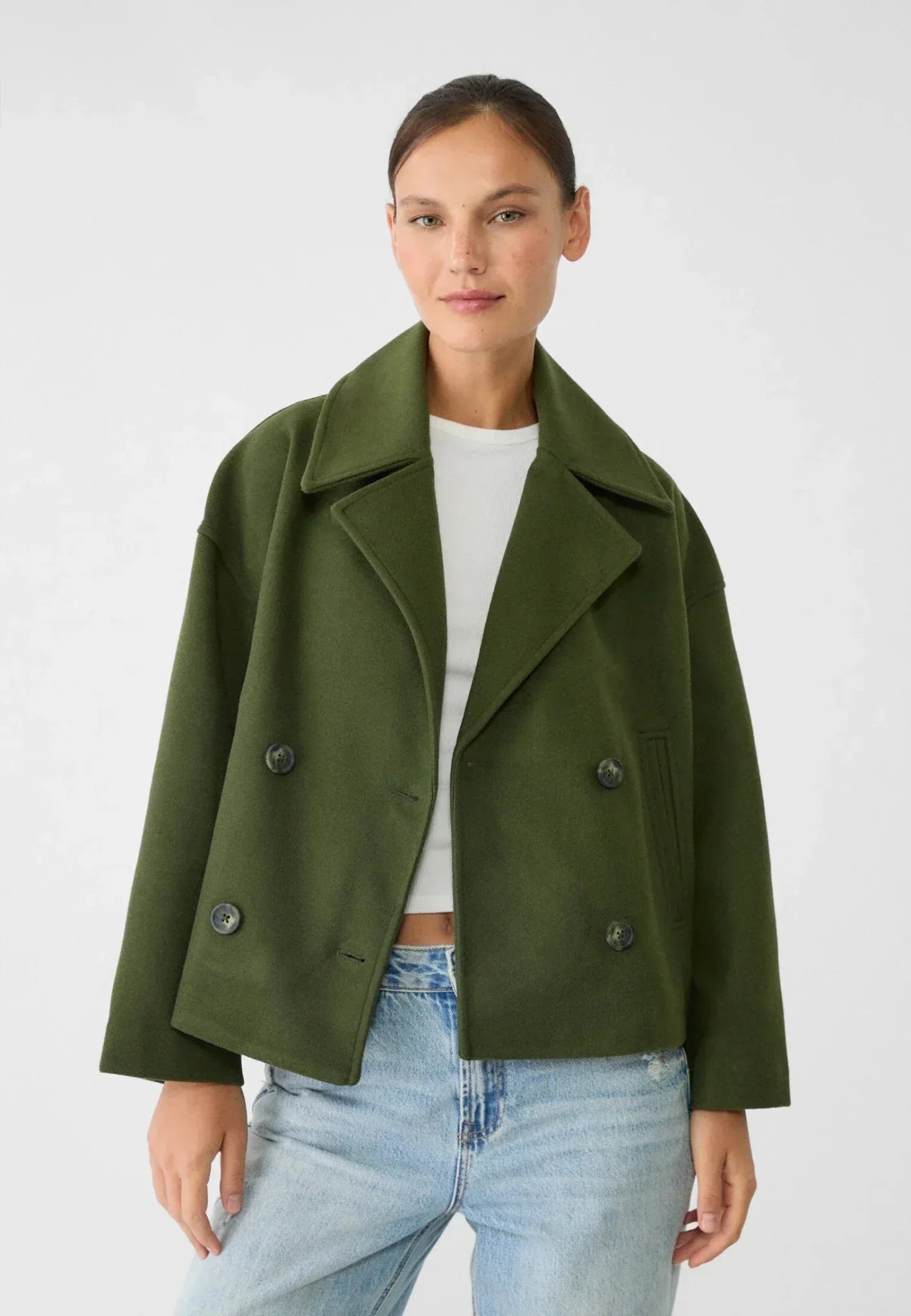 Zofia – Krótki Wełniany Płaszcz Damski Oversize
