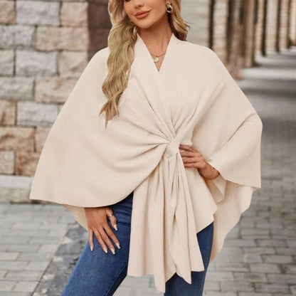 Klaudia – Eleganckie Poncho Damskie z Wiązaniem w Talii