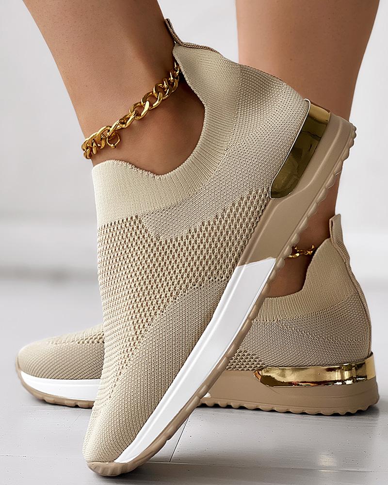 Karolina – Damskie Buty Slip-On w Stylu Sportowej Elegancji