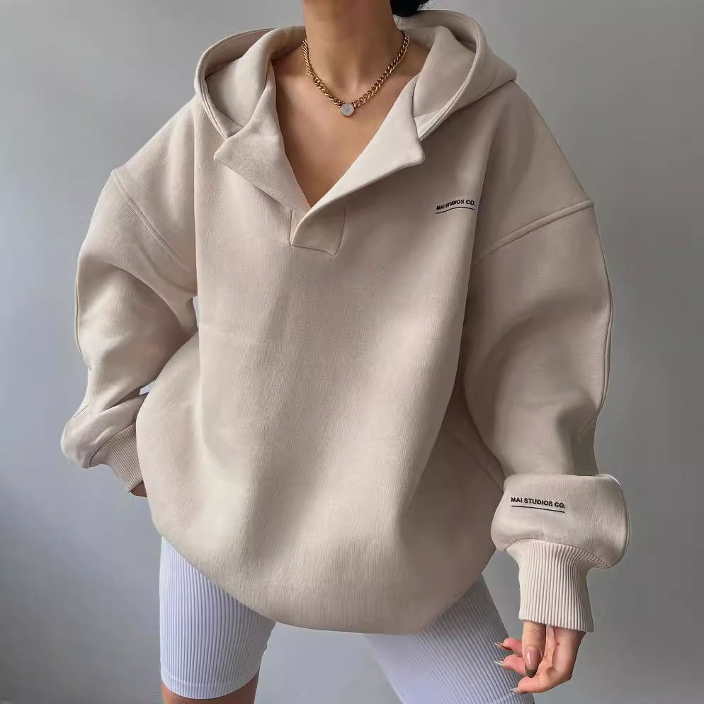 Hoodie damski oversize z dekoltem polo i kapturem | N&W - 7 - Nowa-aura