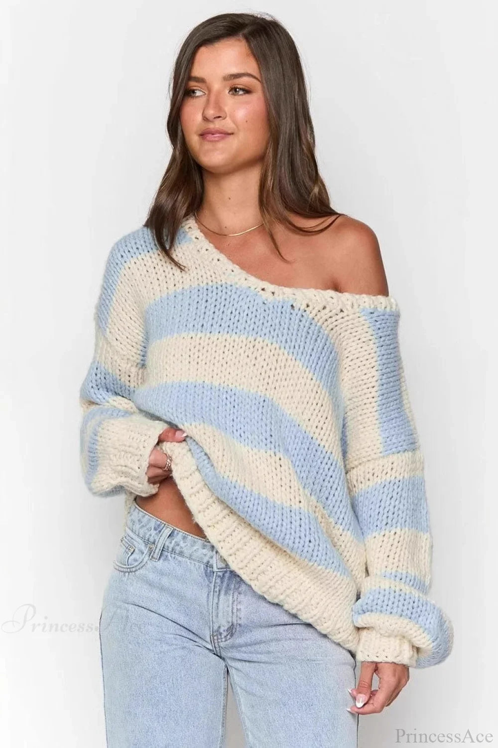 Pullover Damski Oversized z Dekoltem Off-Shoulder i Paskami | N&W - 7 - Nowa-aura
