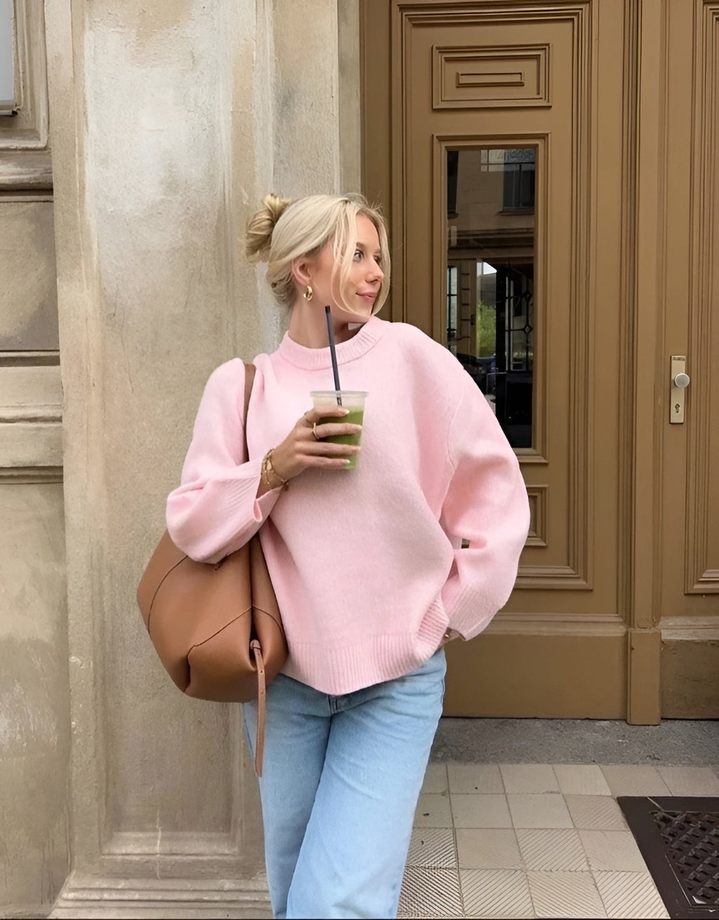 Pullover damski o oversize'owym kroju z długimi rękawami | N&W - 3 - Nowa-aura