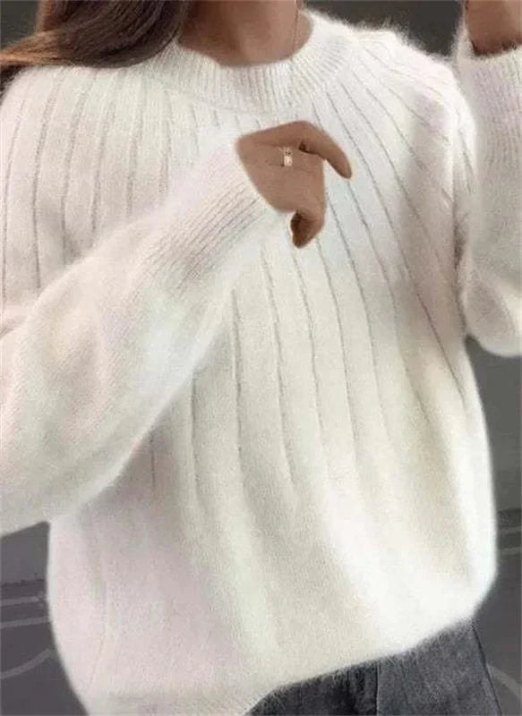 Aneta – Miękki Sweter Damski z Dzianiny o Luźnym Kroju