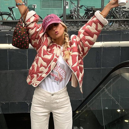 Paula – Pikowana kurtka o dekoracyjnym wzorze damska