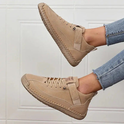 Sophie – Półbuty sznurowane o solidnej formie