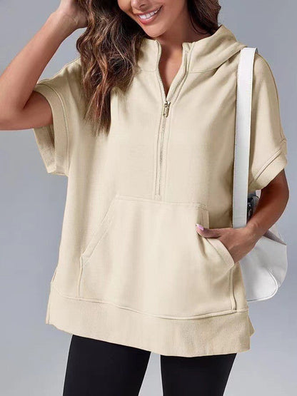 Aura – Damska bluza oversize z krótkim rękawem i kapturem