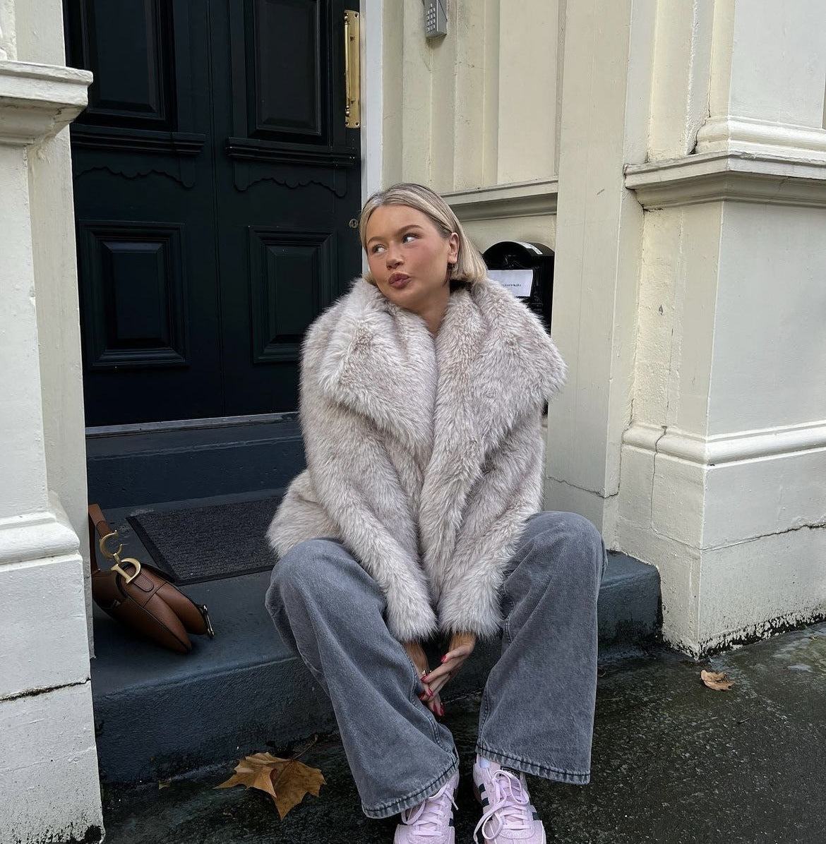 DoCzerwonyhea | Elegante warme Felljacke