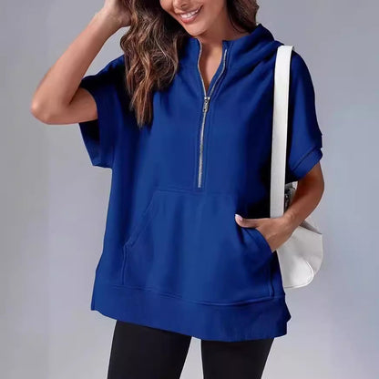 Aura – Damska bluza oversize z krótkim rękawem i kapturem