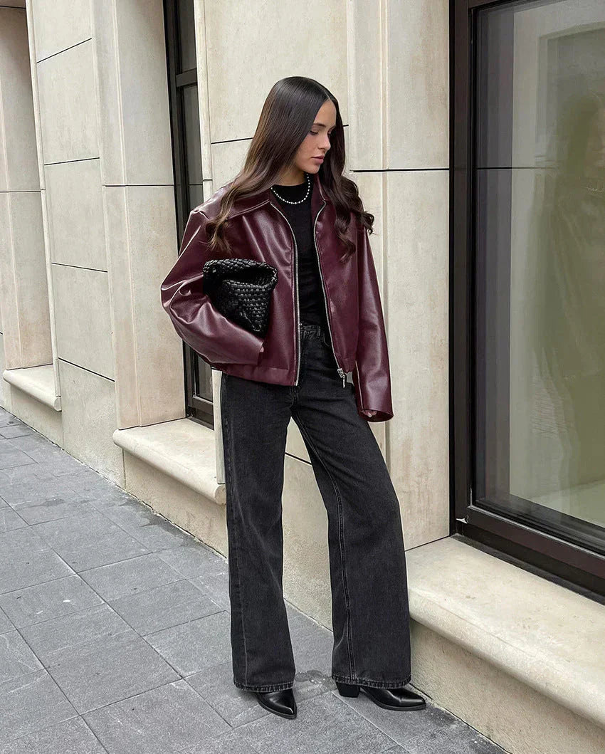 Olivia – Nowoczesna Krótka Kurtka Skórzana Damska