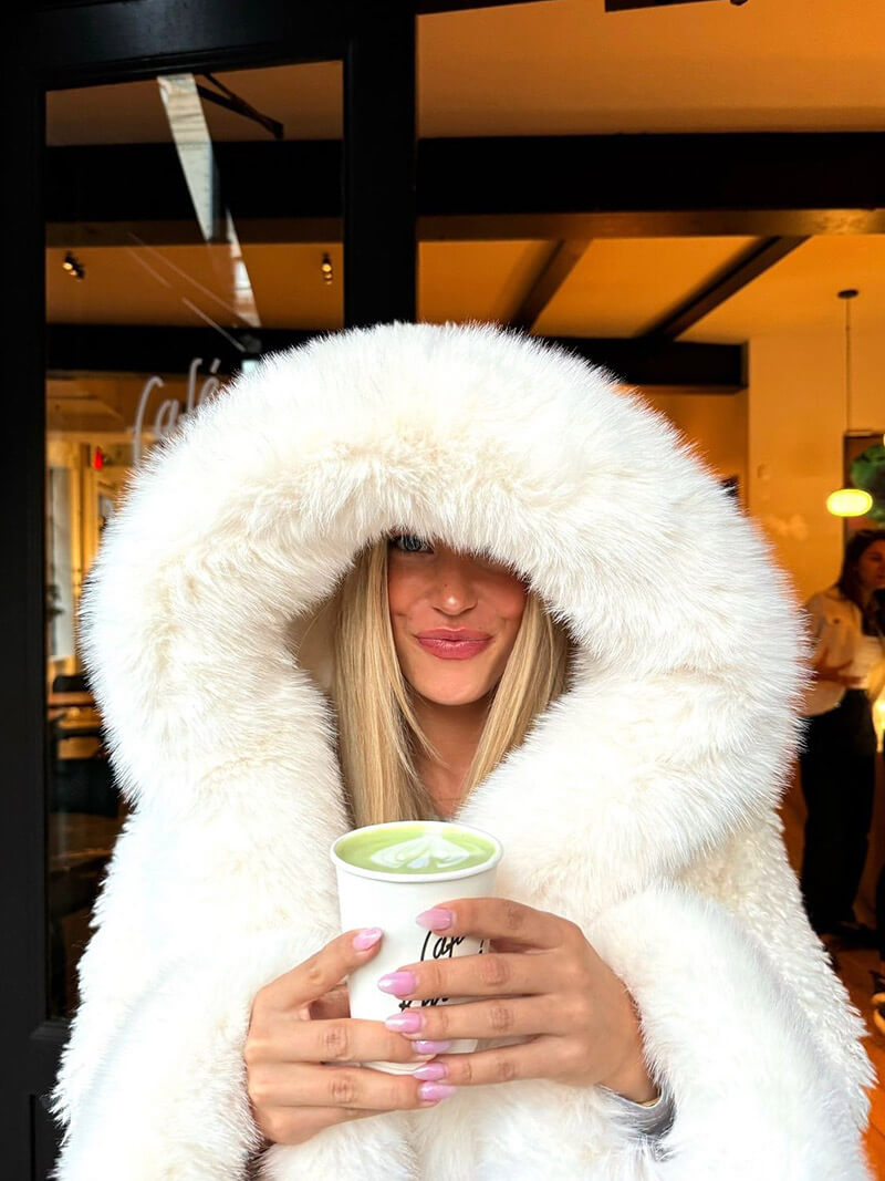 Isabella – Puchaty zimowy płaszcz z obszernym kapturem dla kobiet