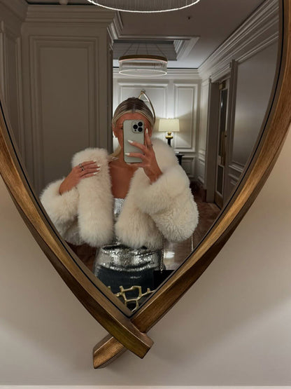 Isabella – Puchaty zimowy płaszcz z obszernym kapturem dla kobiet