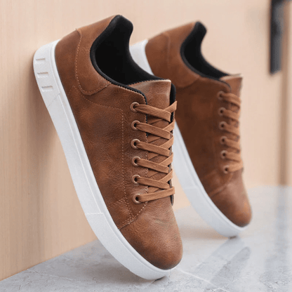 Noah – Klasyczne sneakersy unisex z białą podeszwą