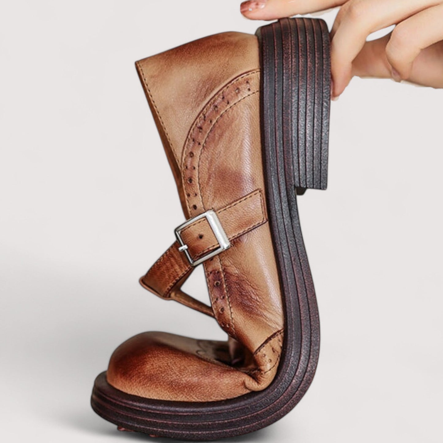 Zofia – Stylowe skórzane półbuty damskie T-Bar z klamrą