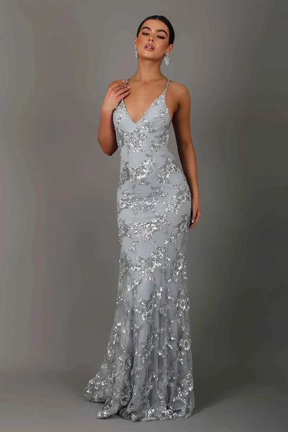 Nora – bodenlanges Abendkleid mit Paillettenstickerei, tiefem Rückenausschnitt und Spaghettiträgern