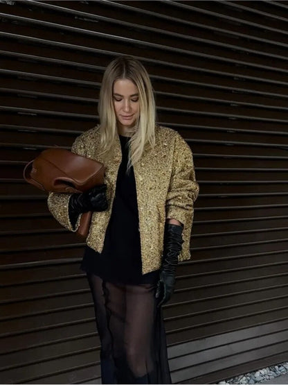 Sophia – Elegancka Krótka Kurtka Damska o Strukturalnym Wykończeniu